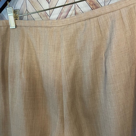 Pendleton 100% Wool Long Button Tan Suit Women Jacket Size 10 and Pants Size 12 - Picture 10 of 15